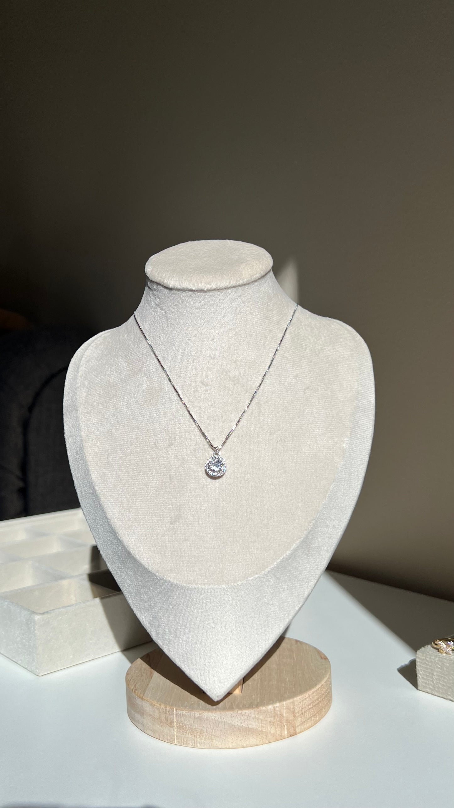 Collar Punto de Luz Silver