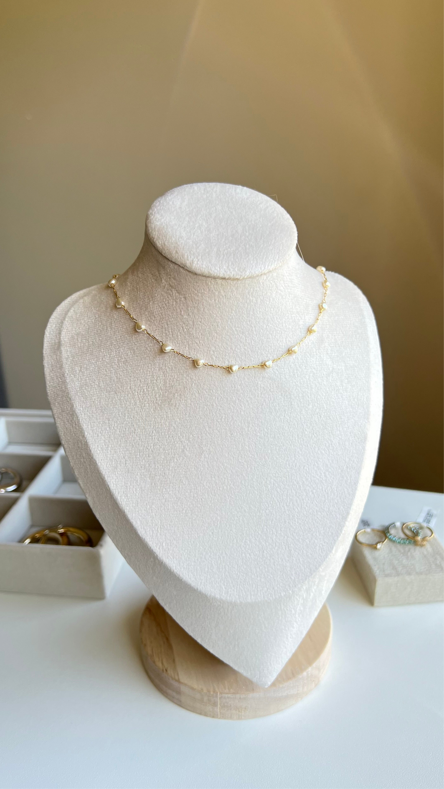 Choker perlas corazón