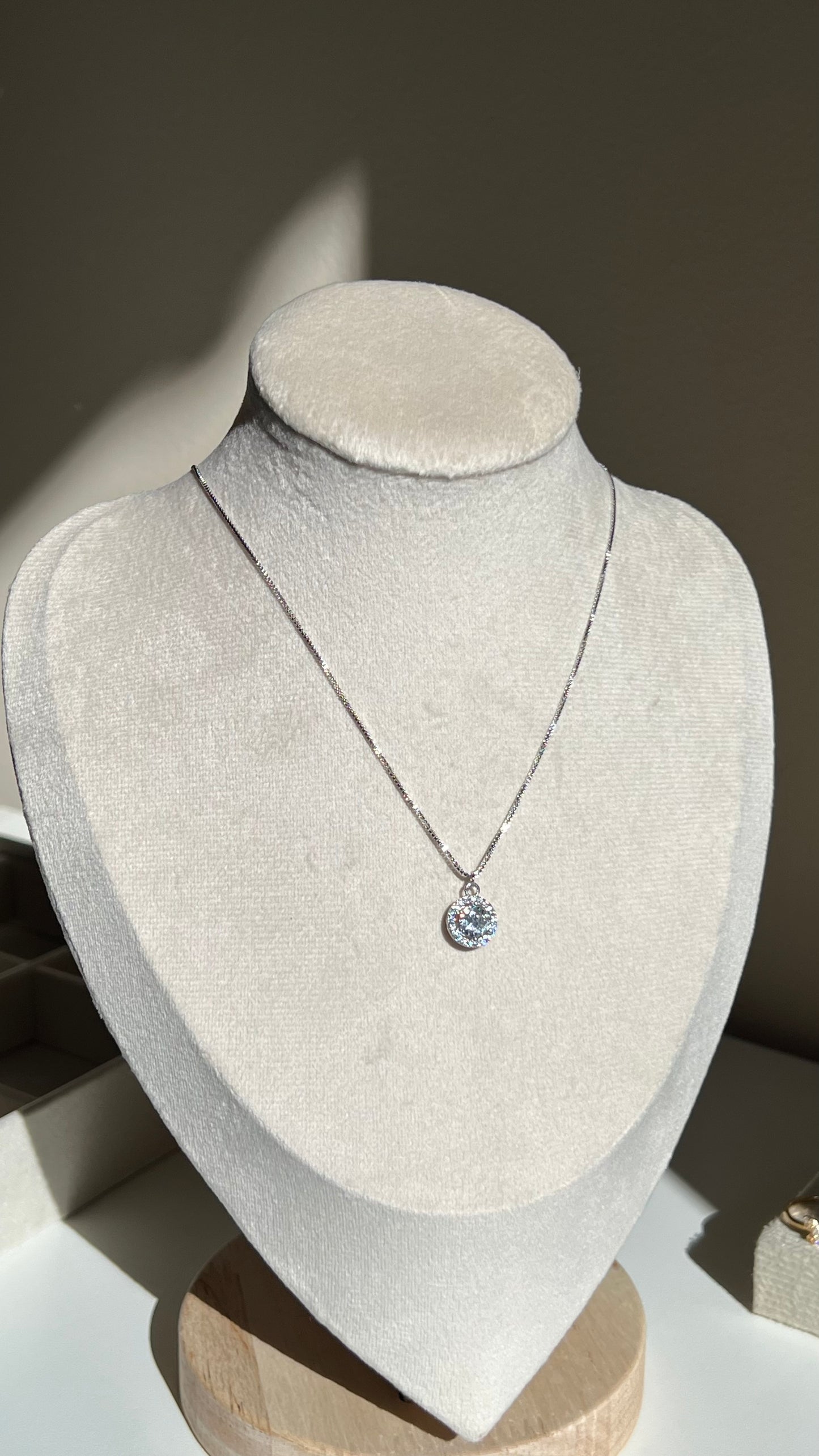 Collar Punto de Luz Silver