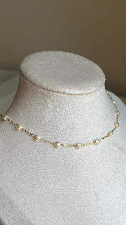 Choker perlas corazón